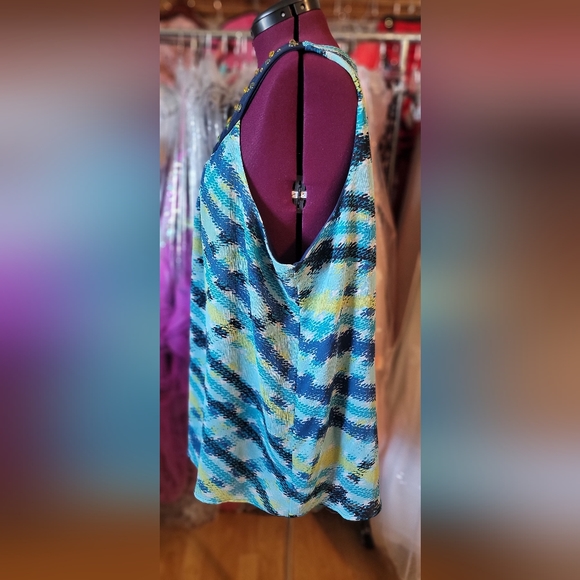 FASHION BUG JEWELED TANK TOP - Picture 3 of 6